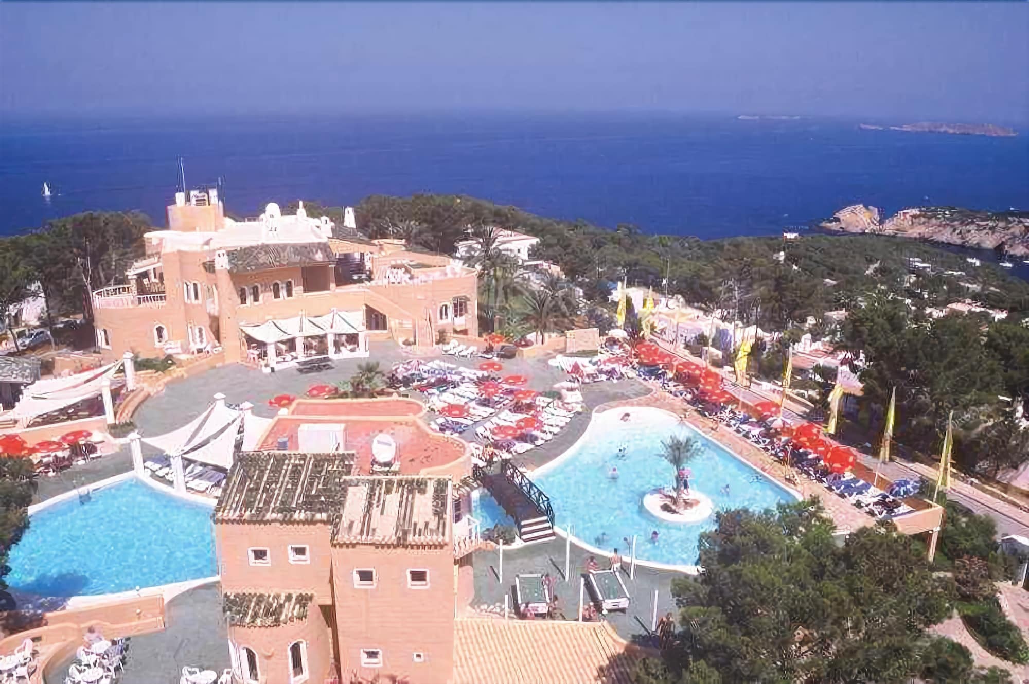 Cala Vadella Resort San José Екстериор снимка